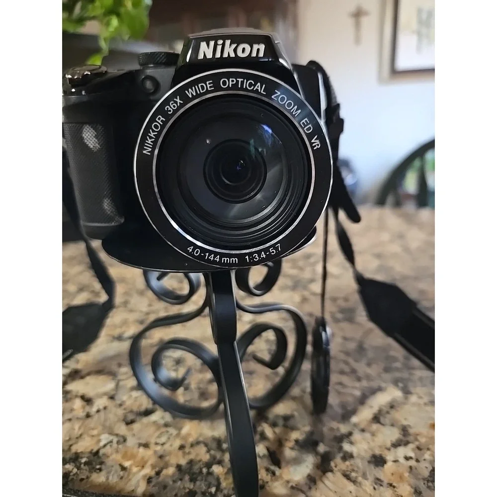 Nikon COOLPIX P500 12.1MP Digital Camera Black UNTESTED